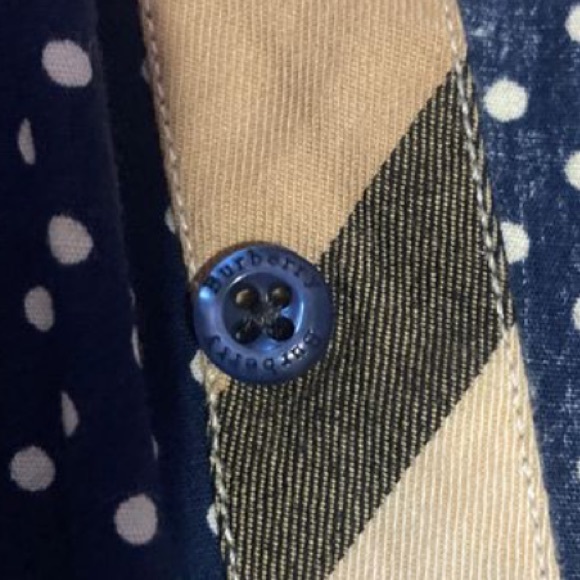 Burberry - Picture 3 of 6